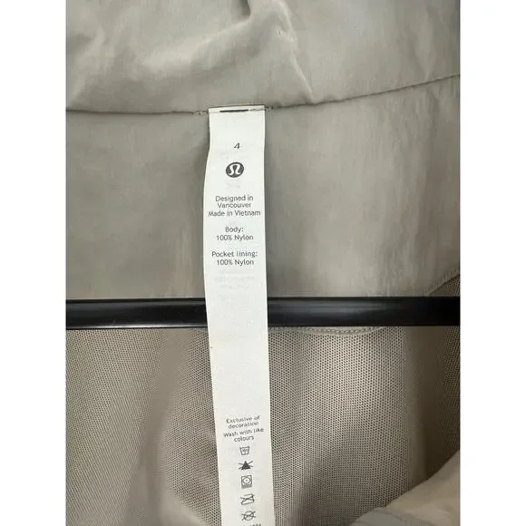 Lululemon Jacket Womens 4 Lightweight Hooded Windbreaker Full Zip Drawstring - Picture 3 of 8